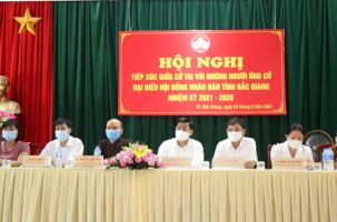 Bí thư Tỉnh ủy Dương Văn Thái tiếp xúc cử tri, vận động bầu cử tại TP Bắc Giang