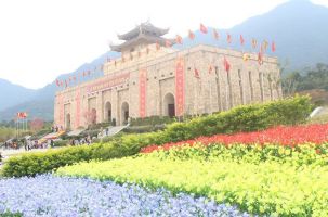 Khu du lịch Tây Yên Tử đón trên 3 vạn khách tham quan