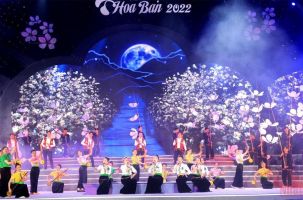 Điện Biên khai mạc Lễ hội hoa Ban 2022