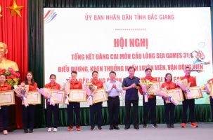 Bắc Giang khen thưởng các tập thể, cá nhân có thành tích xuất sắc trong tổ chức, thi đấu tại SEA Games 31