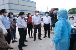 Kiểm tra tại Bắc Giang, Thứ trưởng Bộ Y tế lưu ý: Chỉ để lọt 1 ca Covid-19 là có thể thành "bom nổ chậm"