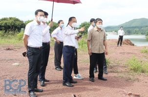 Phó Chủ tịch Thường trực UBND tỉnh Mai Sơn khảo sát Khu du lịch sinh thái hồ Suối Nứa