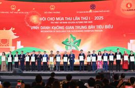 Bắc Ninh đạt giải 'Không gian trưng bày tiêu biểu' tại Hội chợ mùa Thu 2025