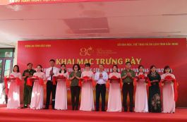 Khai mạc Trưng bày kỷ niệm 80 năm Ngày truyền thống Công an nhân dân Việt Nam (19/8/1945 – 19/8/2025) và 20 năm Ngày hội toàn dân bảo vệ an ninh Tổ quốc (19/8/2005-19/8/2025)