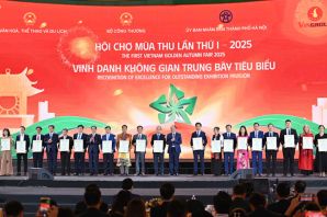 Bắc Ninh đạt giải 'Không gian trưng bày tiêu biểu' tại Hội chợ mùa Thu 2025