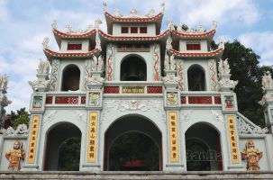 ĐIỂM DU LỊCH ĐỀN BÀ CHÚA KHO