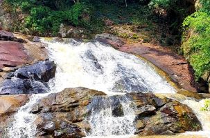 Suối Mỡ (Bắc Giang) - vẻ đẹp kỳ thú giữa vùng Đông Bắc