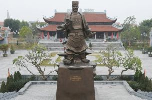 Điểm du lịch đền thờ Thái úy Lý Thường Kiệt