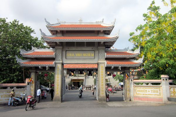 Vãng Cảnh Chùa Vĩnh Nghiêm, Chùa La, Trí Yên, Yên Dũng, Bắc Giang