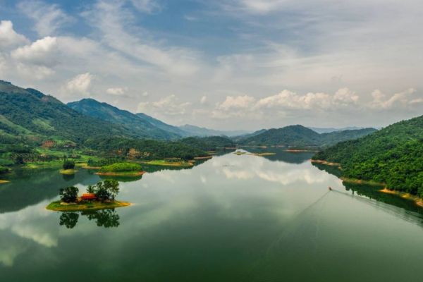 Du Lịch Hồ Cấm Sơn, Khuôn Thần lục Ngạn & Núi Rừng Sơn Động Bắc Giang