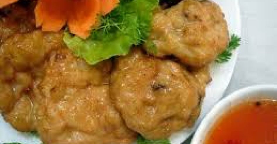 Chợ tết và món ngon Chả cá Bố Hạ