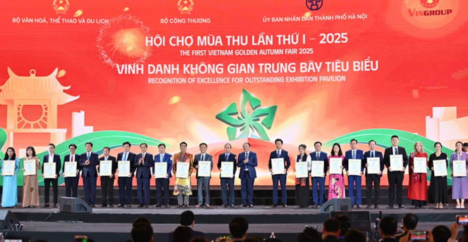 Bắc Ninh đạt giải 'Không gian trưng bày tiêu biểu' tại Hội chợ mùa Thu 2025
