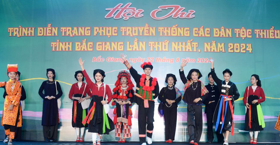 Sắc màu các dân tộc thiểu số