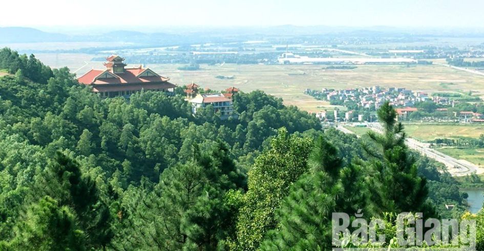 Khai thác ba loại hình du lịch trọng tâm đất Phượng Hoàng