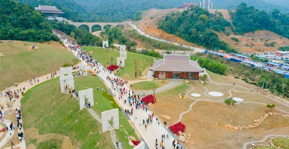 Phát triển du lịch trở thành ngành kinh tế quan trọng