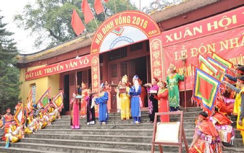 Tân Yên,  khai hội, đình Vồng